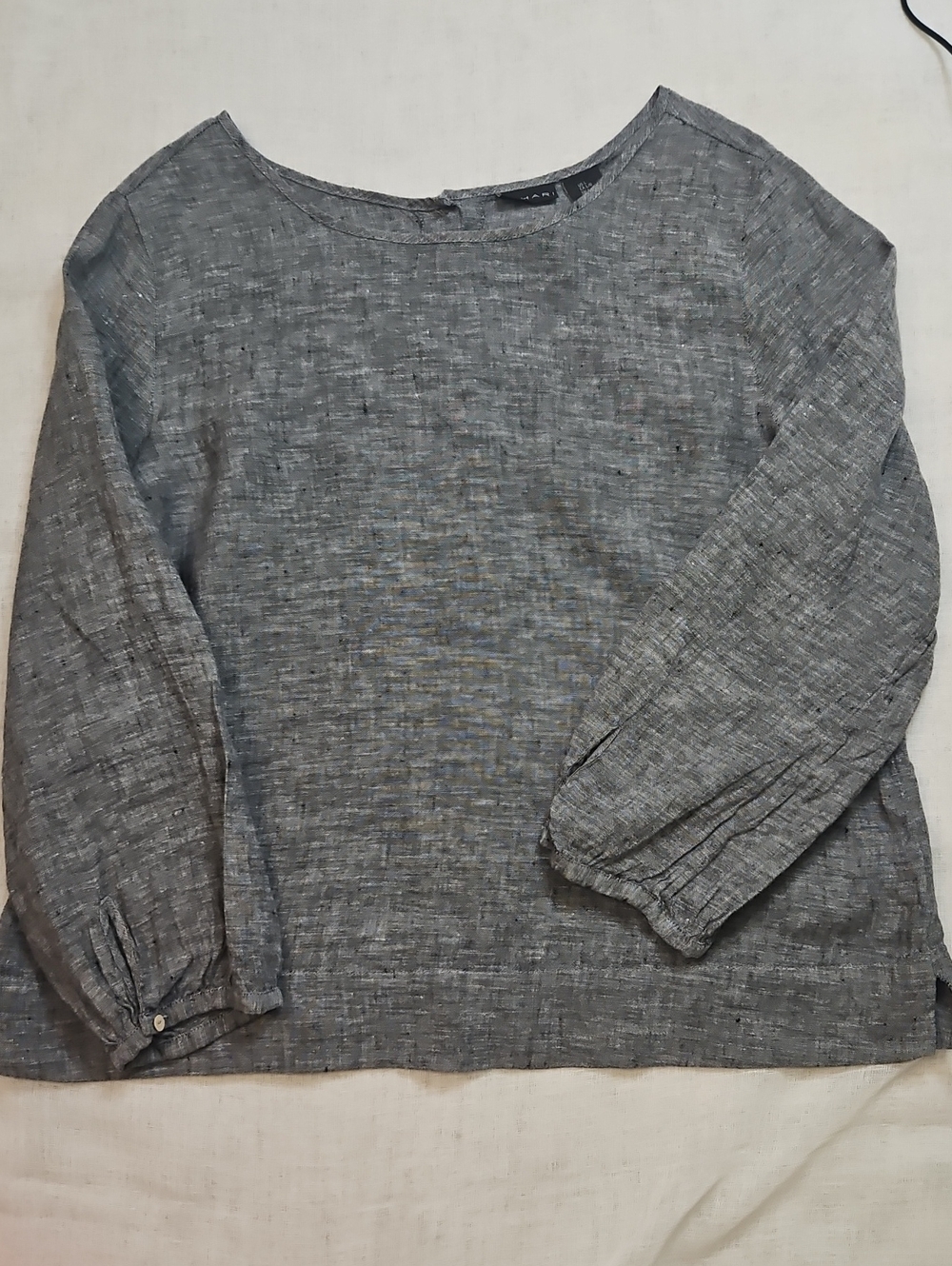 Tahari Heather Gray 100% Linen  Blouse